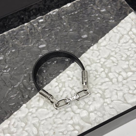 Louis Vuitton LV leather metal chain ring with engraved letters on both sides of the bracelet-3771