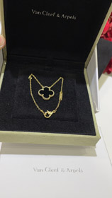 Van Cleef & Arpels Black Onyx Four-Leaf Clover Gold Necklace-3787