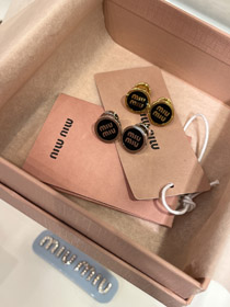 MIUMIU black enamel letter metal round button earrings-3793
