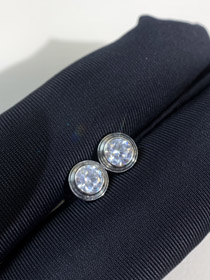 Cartier letter 20 point diamond earrings-0548